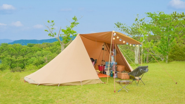 使い勝手とデザインが重要！BBQの必需品『タープテントとシェード』の